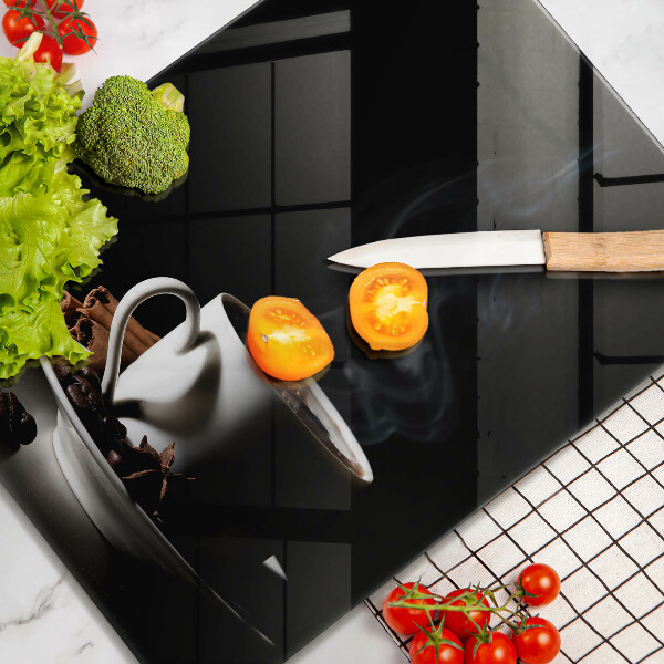 Tábua de cortar Uma xícara de café quente