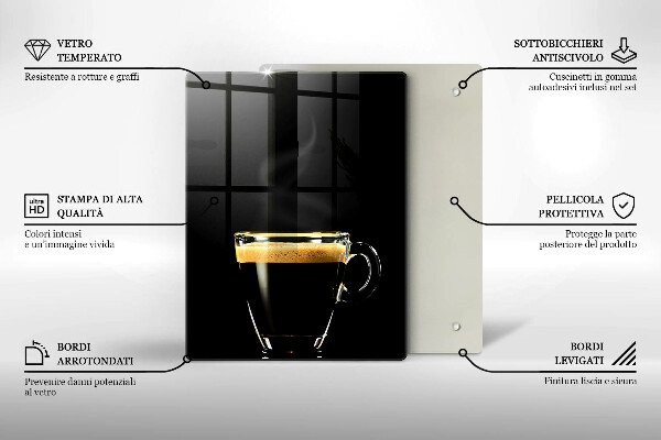 Tábua de cortar de vidro Um copo de café preto