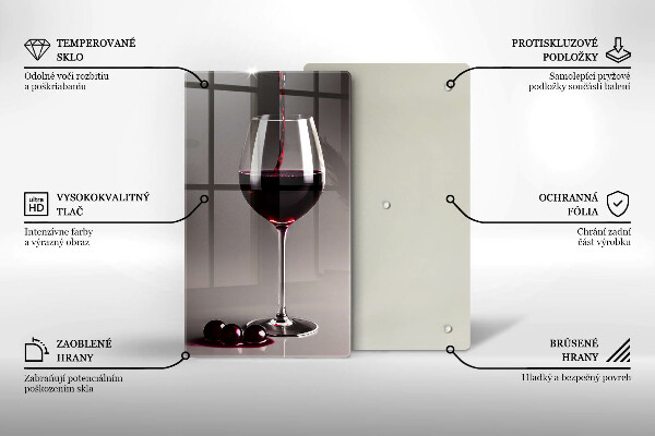 Tábua para corte Um copo e uvas