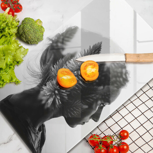 Tábua de cortar de vidro Mulher e a Floresta