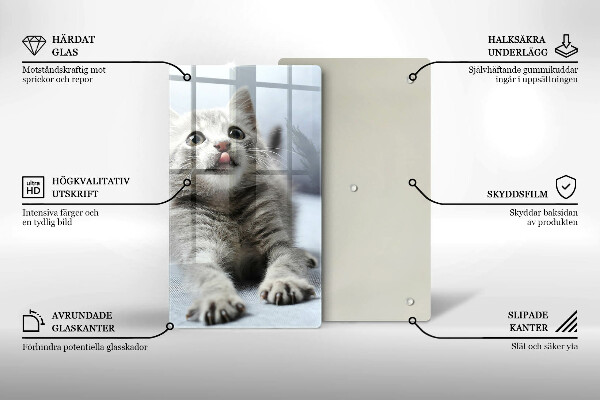 Tábua cozinha Um gatinho fofo