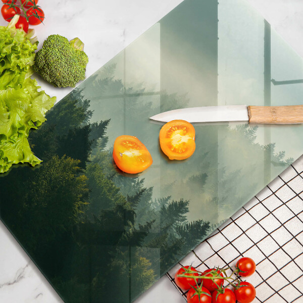 Tábua de cortar Vista da paisagem da floresta