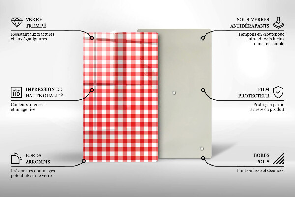 Tábua de cozinha com estampa xadrez vermelho e branco
