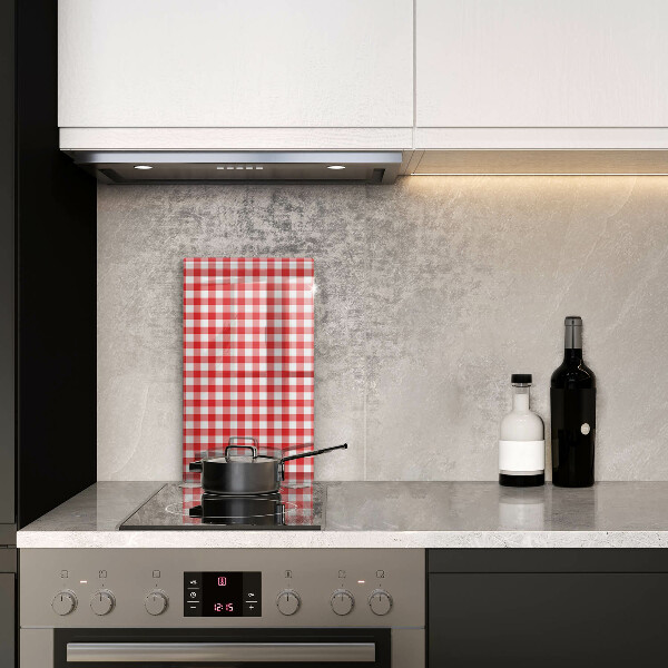 Tábua de cozinha com estampa xadrez vermelho e branco
