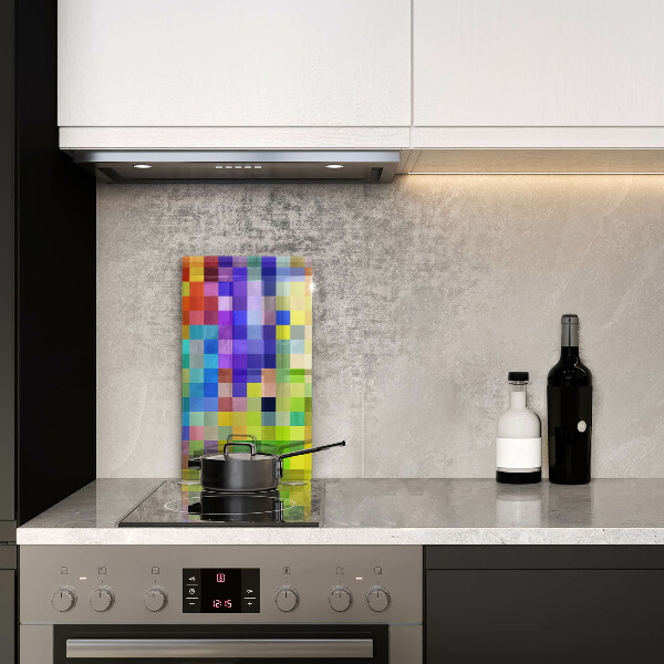 Tábua para cozinha com estampa de quadrados de pixels coloridos