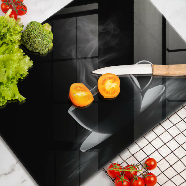 Tábua para corte Uma xícara de café quente