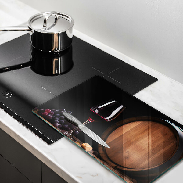 Tábua corte Um barril de vinho em um copo