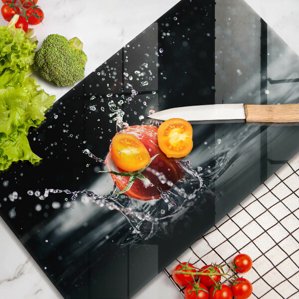 Tábua de corte de vidro Tomate na água