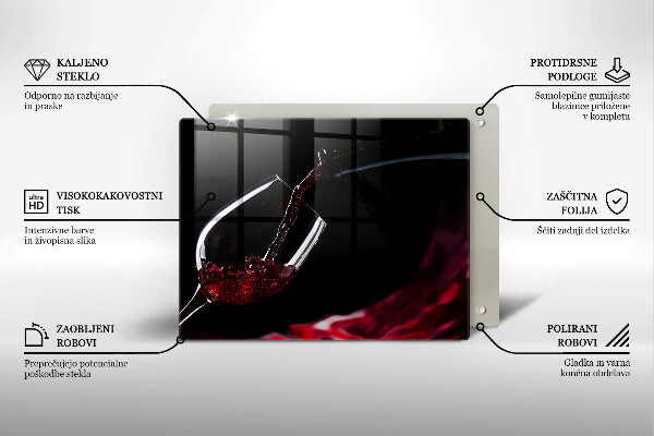 Tábua de corte Um copo de vinho tinto