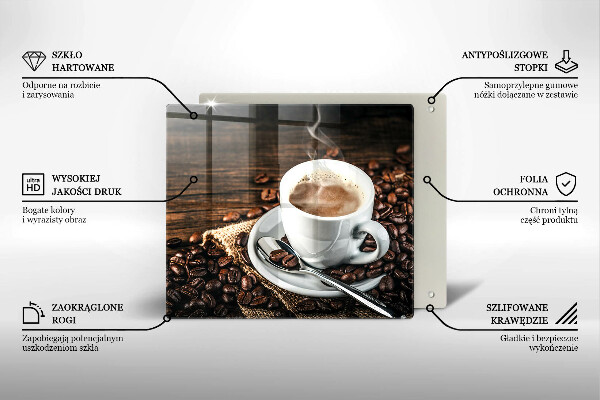 Tábua de cortar Uma xícara e grãos de café