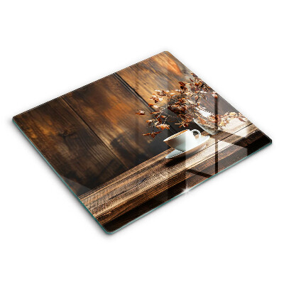 Tábua de corte Uma xícara de café e madeira