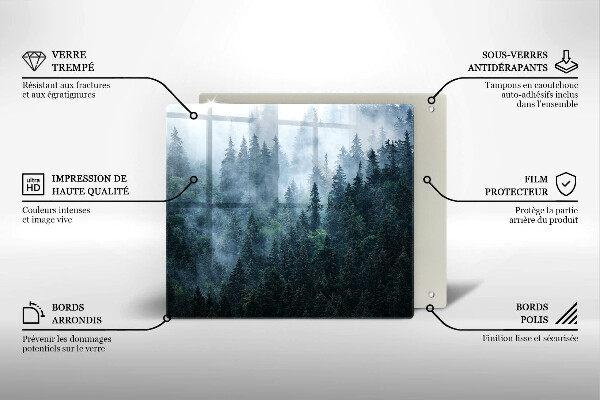 Tábua de corte Árvores da floresta e neblina