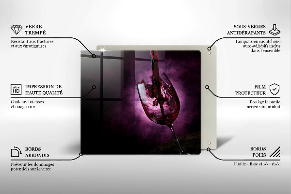 Tábua de corte de vidro Um copo de vinho