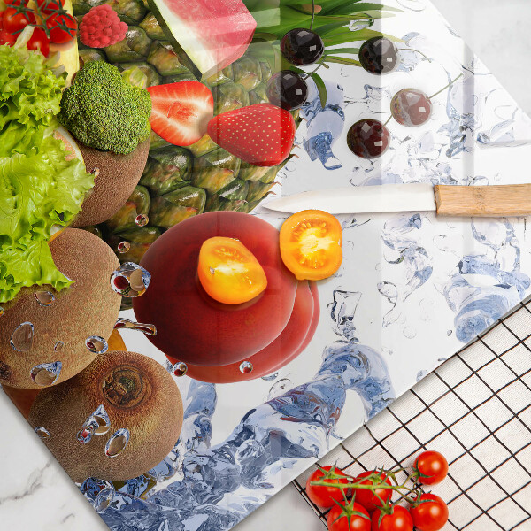 Tábua corte Frutas suculentas e água