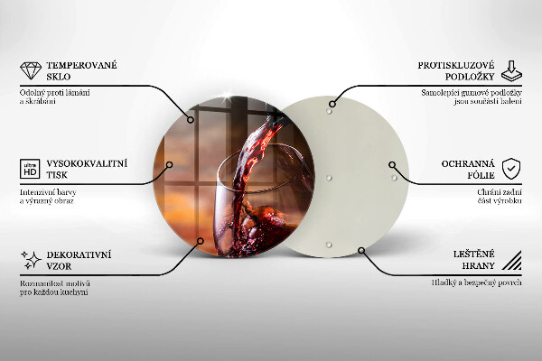 Tábua de corte Vinho tinto e uma taça