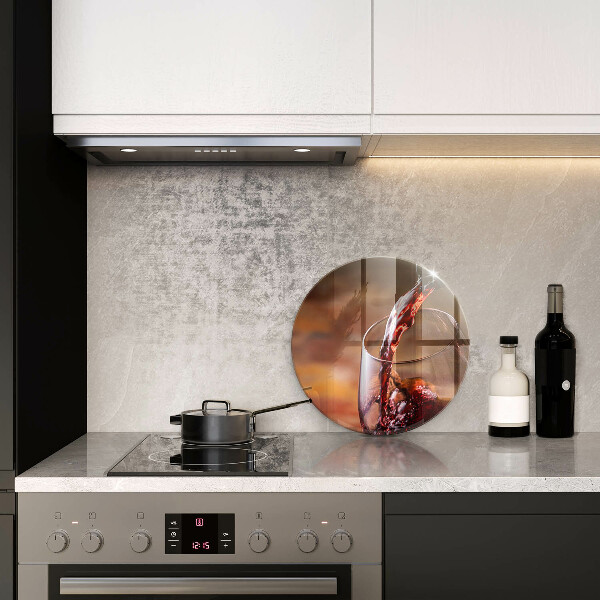 Tábua de corte Vinho tinto e uma taça