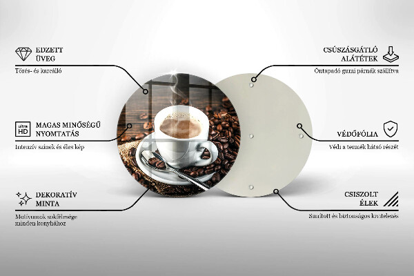 Tábua cozinha Uma xícara e grãos de café