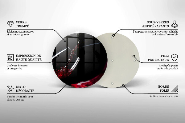 Tábua de vidro Um copo de vinho tinto