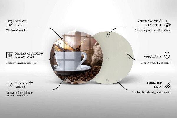 Tábua de cortar de vidro Uma xícara e grãos de café