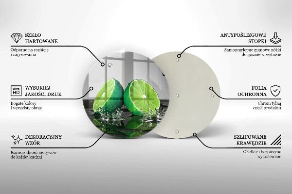 Tábua para corte Limões suculentos e água