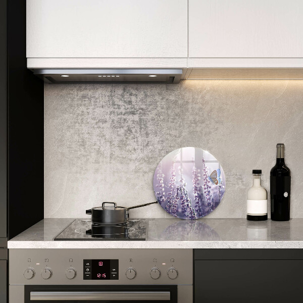 Tábua para corte Flores silvestres e uma borboleta