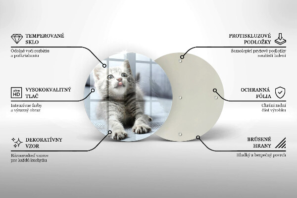 Tábua de vidro Um gatinho fofo