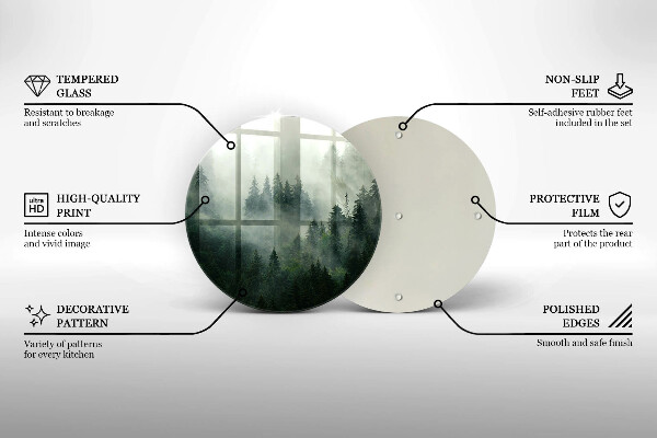 Tábua corte Paisagem de floresta enevoada