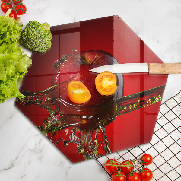 Tábua corte Maçã na água