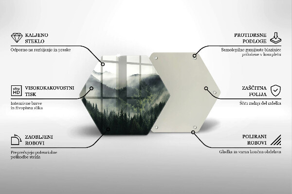 Tábua para corte Paisagem de floresta e neblina
