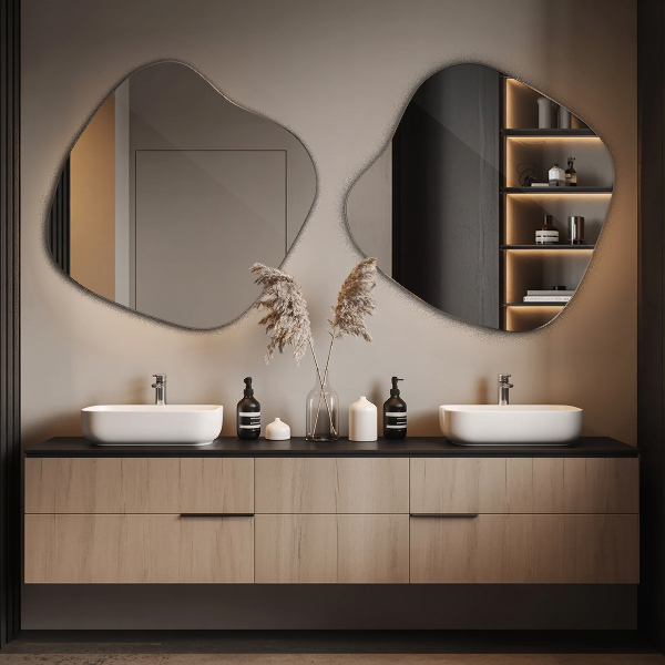 Espelho irregular em forma de mancha 58x59 cm