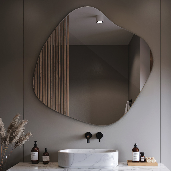 Espelho irregular em forma de mancha 77x77 cm