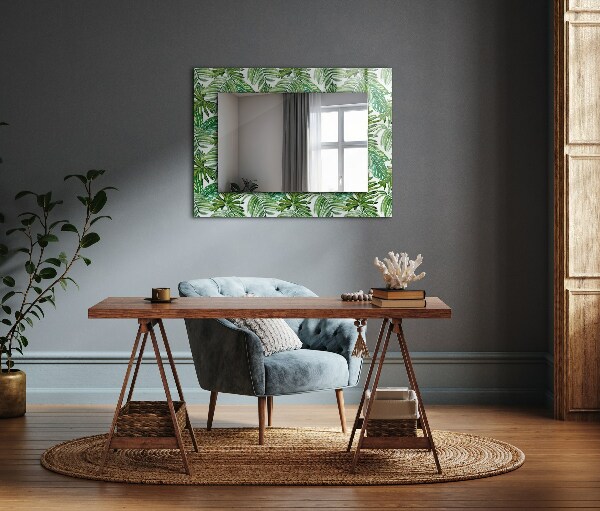 Espelho com moldura decorada com folhas verdes tropicais