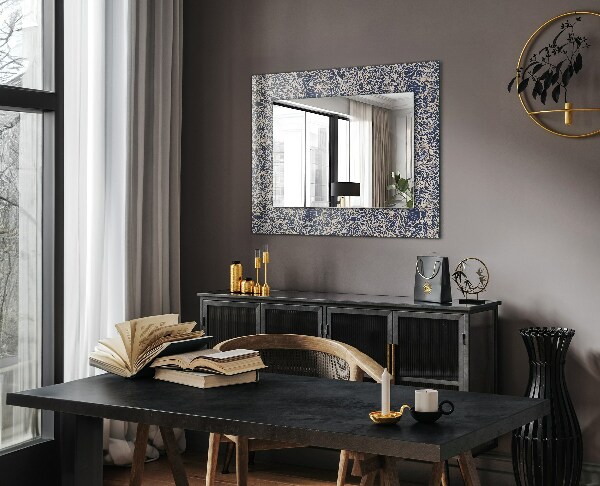 Espelho decorativo com estampa floral em tecido