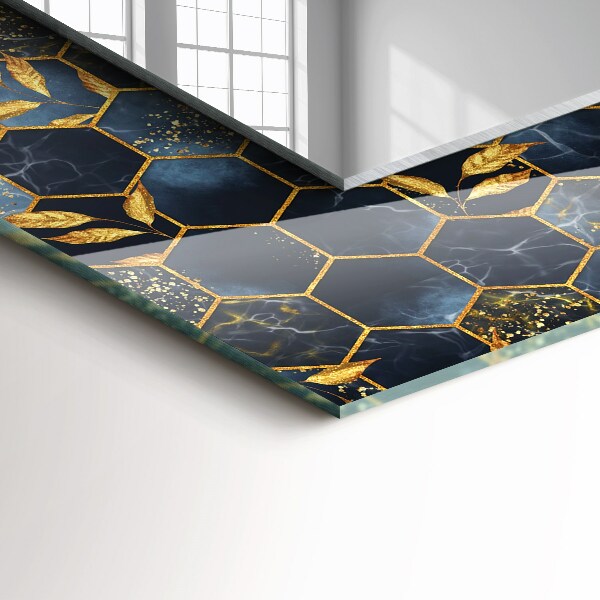 Espelho com moldura decorada de folhas hexagonais