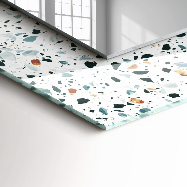 Espelho com moldura decorada em mosaico de terrazzo