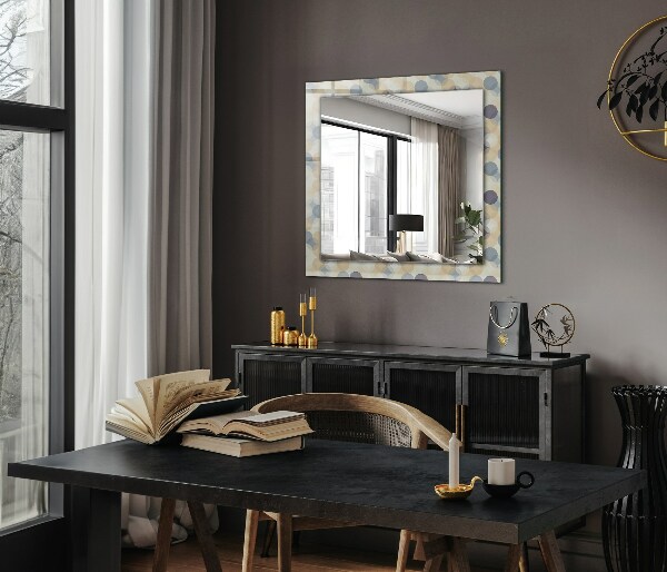 Espelho decorativo com círculos coloridos