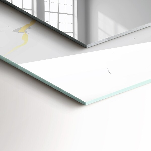 Espelho com moldura decorada em mármore branco