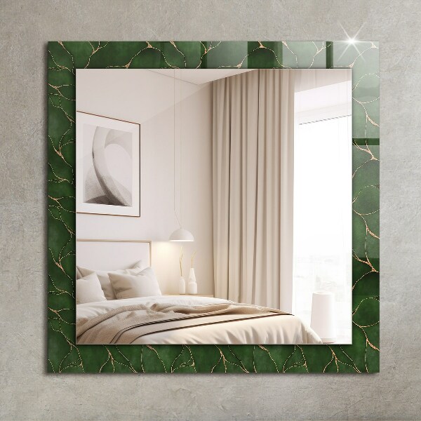 Espelho decorativo com estampas de folhas verdes