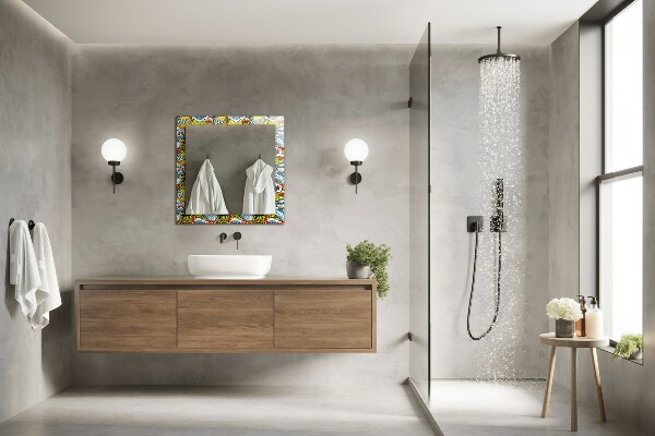 Espelho com moldura decorada com balões coloridos