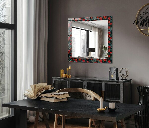 Espelho com moldura decorada com flores de papoula