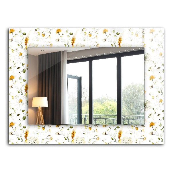 Espelho com moldura decorada com padrão de folhas e flores