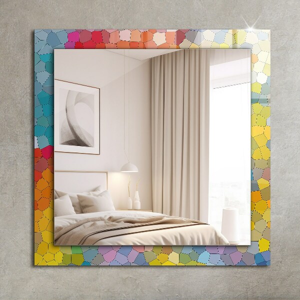 Espelho decorativo com mosaicos abstratos coloridos