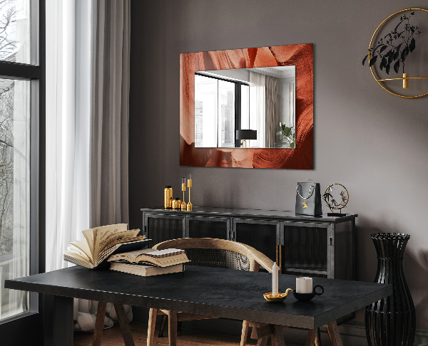 Espelho com moldura decorada e fonte motivacional