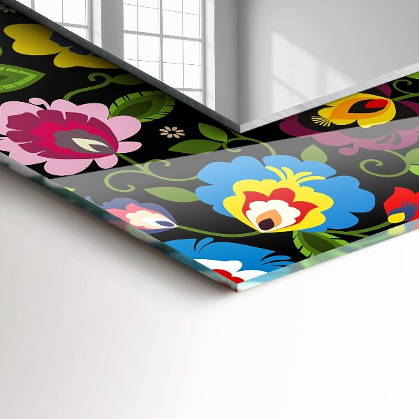 Espelho com moldura decorada com motivos de flores e frutos