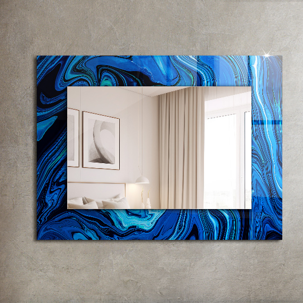 Espelho com moldura decorada com estampado de silhuetas femininas