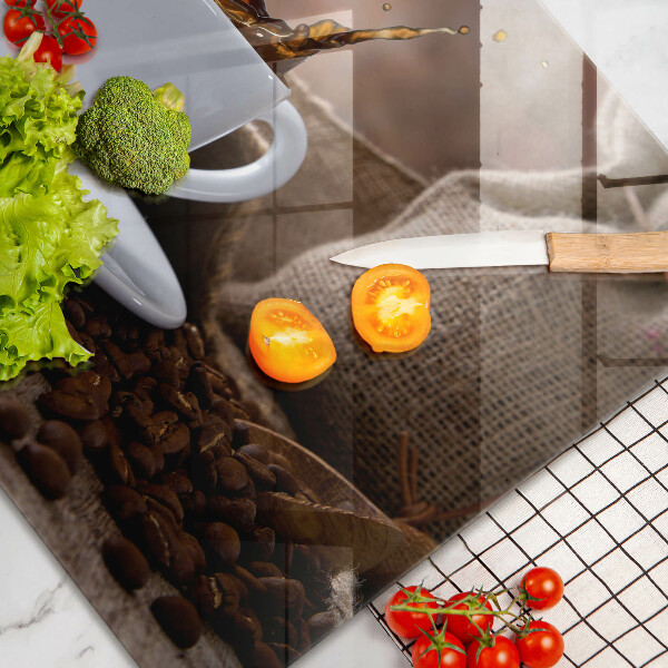 Protetor para fogão de vidro Uma xícara e grãos de café