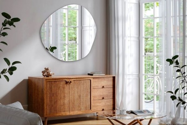 Como escolher um espelho para a sala em vez de uma cômoda? O guia completo